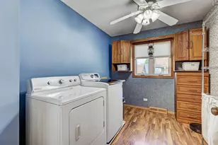 445 Golf Rd, Crystal Lake, IL 60014 - Photo 27