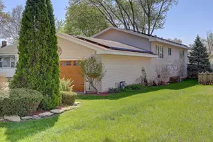 445 Golf Rd, Crystal Lake, IL 60014 - Photo 31