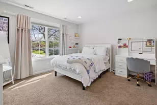 3325 Prestwick Ln, Northbrook, IL 60062 - Photo 29