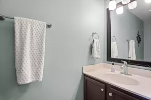 542 Waterford Dr, Oswego, IL 60543 - Photo 19