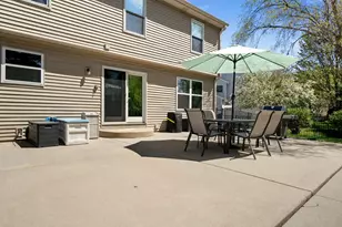542 Waterford Dr, Oswego, IL 60543 - Photo 31