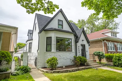 5455 W Roscoe Street, Chicago, IL 60641 - Photo 1