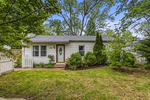 1619 Clover Ln, Champaign, IL 61821 - Photo 3