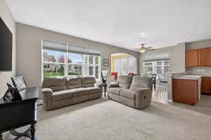 1682 Francis Dr, Pingree Grove, IL 60140 - Photo 9