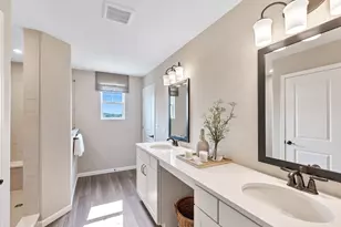 251 Mary Dr, Schaumburg, IL 60193 - Photo 13