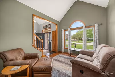 310 Flintlock Court, Oswego, IL 60543 - Photo 9