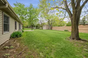1120 Brush Hill Ln, Lake Zurich, IL 60047 - Photo 29