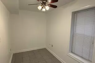 2140 W 23rd St, Chicago, IL 60608 - Photo 11