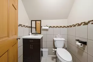 3730 N Troy St, Chicago, IL 60618 - Photo 15