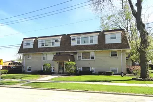 9907 W 58th St, Countryside, IL 60525 - Photo 3