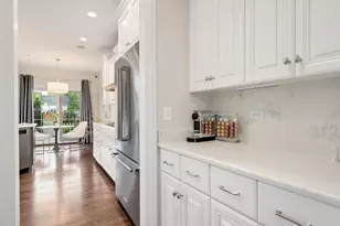 431 Skipping Stone Ln, Hinsdale, IL 60521 - Photo 11