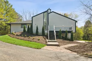 6739 Lakeridge Dr, Long Grove, IL 60047 - Photo 1