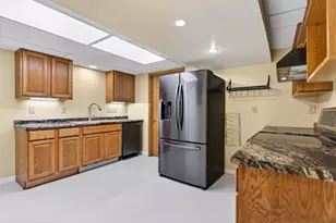 1407 Bolkinwood Dr, Freeport, IL 61032 - Photo 23