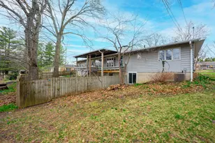 1407 Bolkinwood Dr, Freeport, IL 61032 - Photo 43