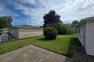 14831 Trumbull Ave, Midlothian, IL 60445 - Photo 17