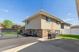 17335 Overhill Ave, Tinley Park, IL 60477 - Photo 29