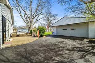 2203 Eastman St, Rolling Meadows, IL 60008 - Photo 25
