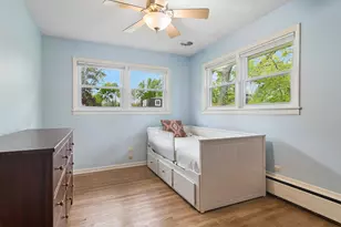 429 W Helen Rd, Palatine, IL 60067 - Photo 13