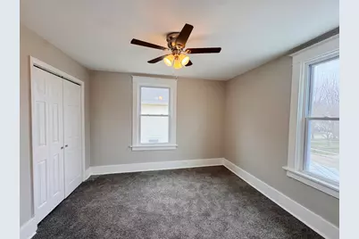 307 W 11th Street, Sterling, IL 61081 - Photo 15