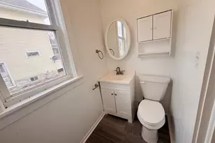 307 W 11th St, Sterling, IL 61081 - Photo 9