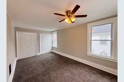 307 W 11th Street, Sterling, IL 61081 - Photo 13