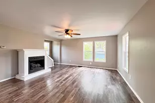 208 Hand Ave, Dixon, IL 61021 - Photo 5