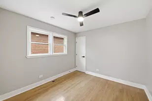 7140 W 64th St, Chicago, IL 60638 - Photo 13