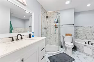 8226 Millbank Dr, Orland Park, IL 60462 - Photo 17