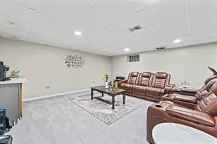 8226 Millbank Dr, Orland Park, IL 60462 - Photo 21