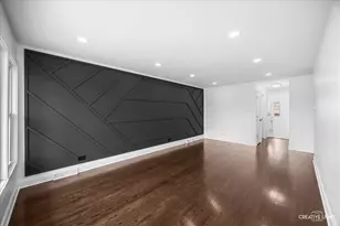 11101 S Ewing Ave, Chicago, IL 60617 - Photo 13