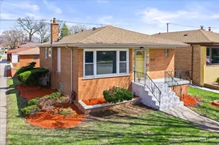 11101 S Ewing Ave, Chicago, IL 60617 - Photo 1