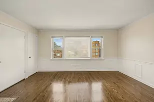 7321 S Rockwell St, Chicago, IL 60629 - Photo 9