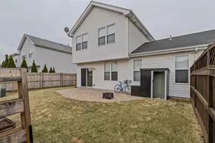 32481 Bakers Dr, Lakemoor, IL 60051 - Photo 17