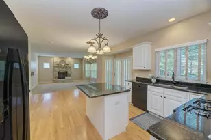 496 Bennett Dr, North Aurora, IL 60542 - Photo 9