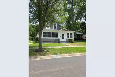 118 N Washington Street, Carpentersville, IL 60110 - Photo 1