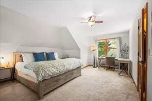 41W668 Hunters Hill Dr, Saint Charles, IL 60175 - Photo 25