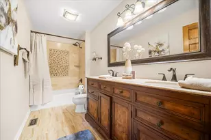 41W668 Hunters Hill Dr, Saint Charles, IL 60175 - Photo 27