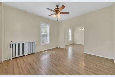 205 Casseday Avenue, Joliet, IL 60432 - Photo 7