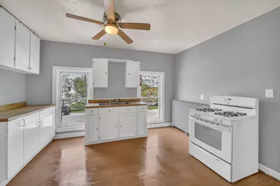 205 Casseday Avenue, Joliet, IL 60432 - Photo 19