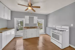205 Casseday Ave, Joliet, IL 60432 - Photo 19