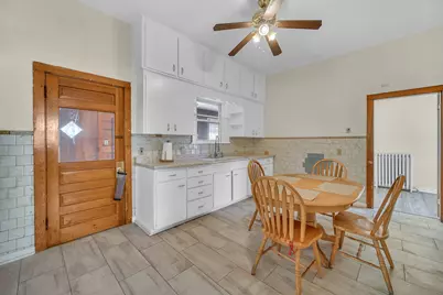 205 Casseday Avenue, Joliet, IL 60432 - Photo 11