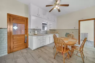 205 Casseday Ave, Joliet, IL 60432 - Photo 11