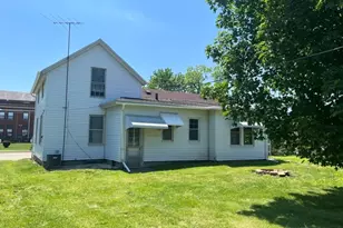 610 W Central Blvd, Kewanee, IL 61443 - Photo 3