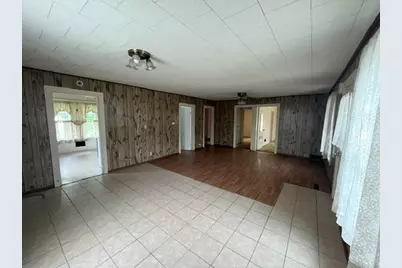 610 W Central Boulevard, Kewanee, IL 61443 - Photo 7