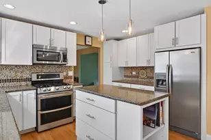 647 W Kimball Ave, Palatine, IL 60067 - Photo 17