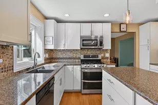 647 W Kimball Ave, Palatine, IL 60067 - Photo 15