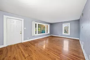 18335 Sherman St, Lansing, IL 60438 - Photo 5