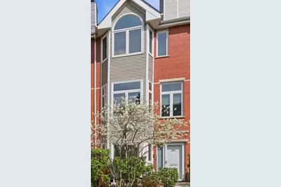 2561 N Greenview Avenue, Chicago, IL 60614 - Photo 1