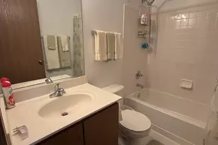 1910 Grove Ave, Schaumburg, IL 60193 - Photo 15