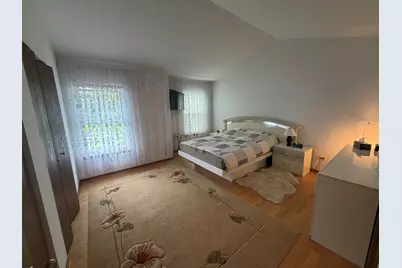 1910 Grove Avenue, Schaumburg, IL 60193 - Photo 11